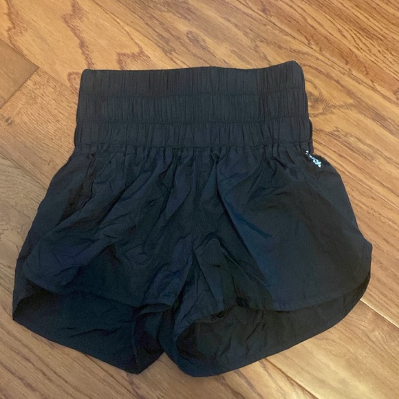 Free People Movement The Way Home shorts black exercise running - Picture 6 of 10